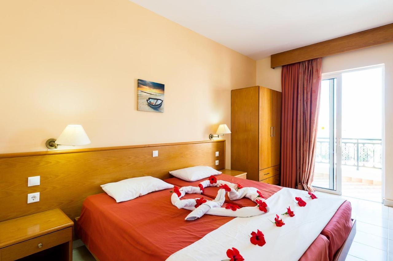 Summer Memories Aparthotel Pefki Esterno foto