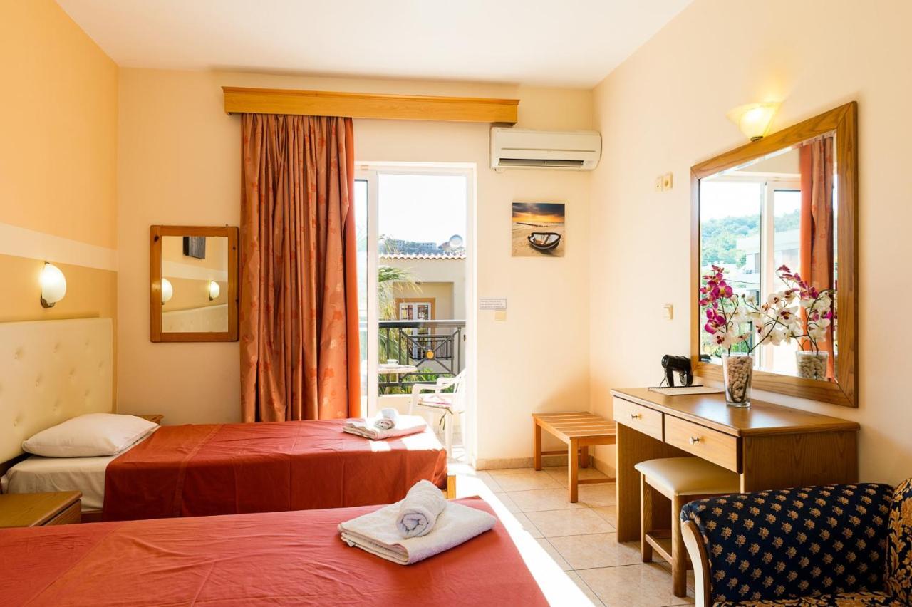 Summer Memories Aparthotel Pefki Esterno foto