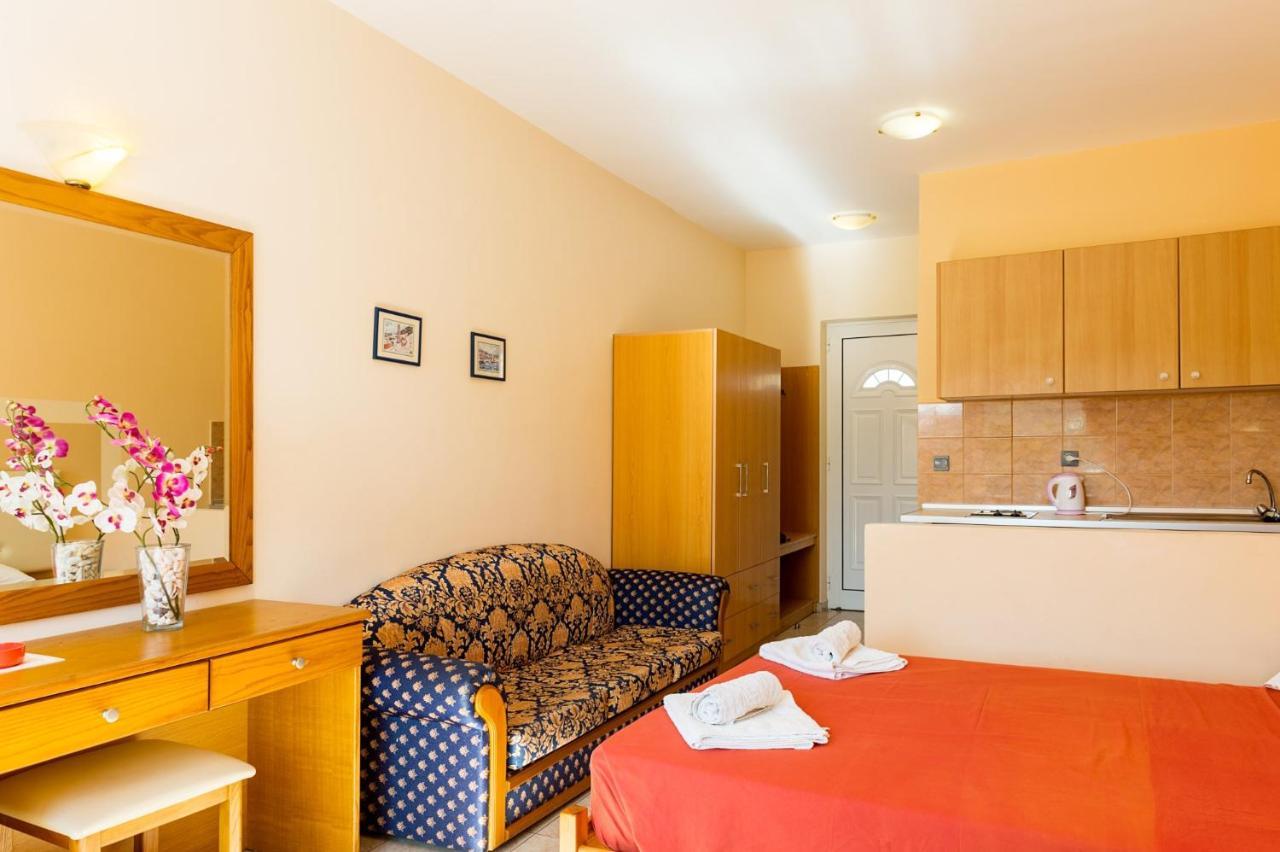 Summer Memories Aparthotel Pefki Esterno foto