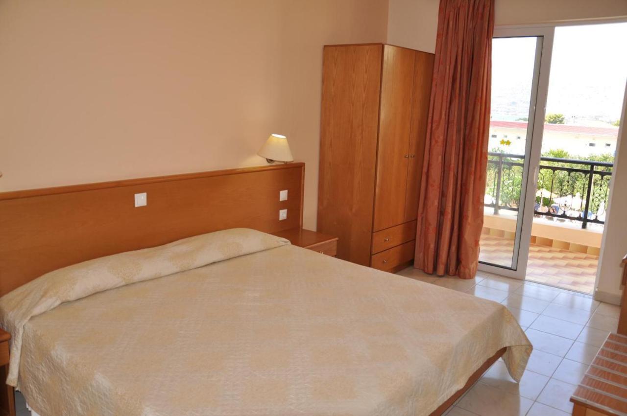 Summer Memories Aparthotel Pefki Esterno foto