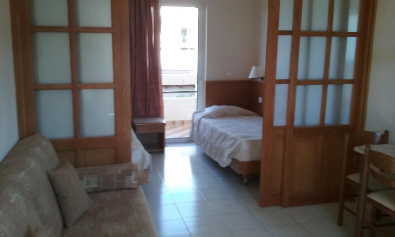 Summer Memories Aparthotel Pefki Esterno foto