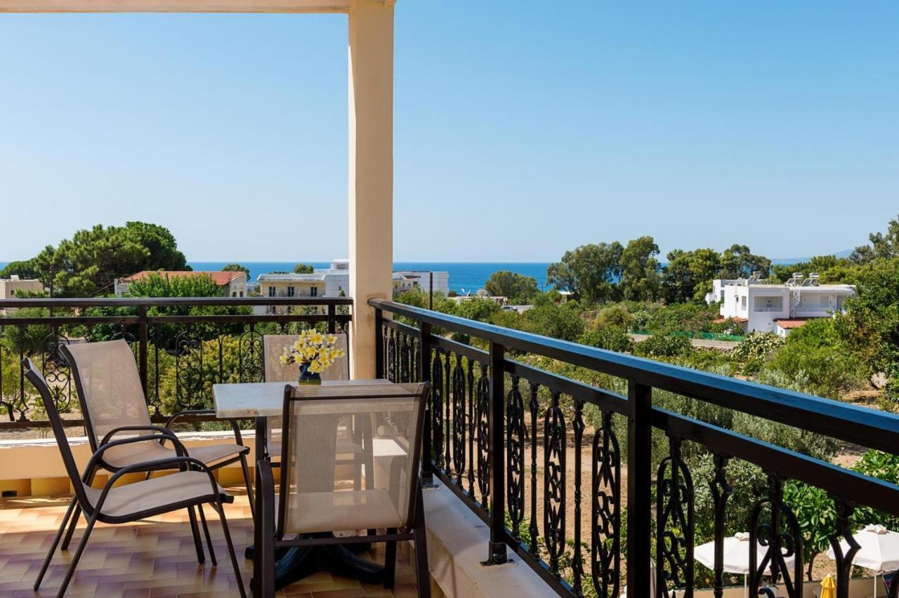 Summer Memories Aparthotel Pefki Esterno foto